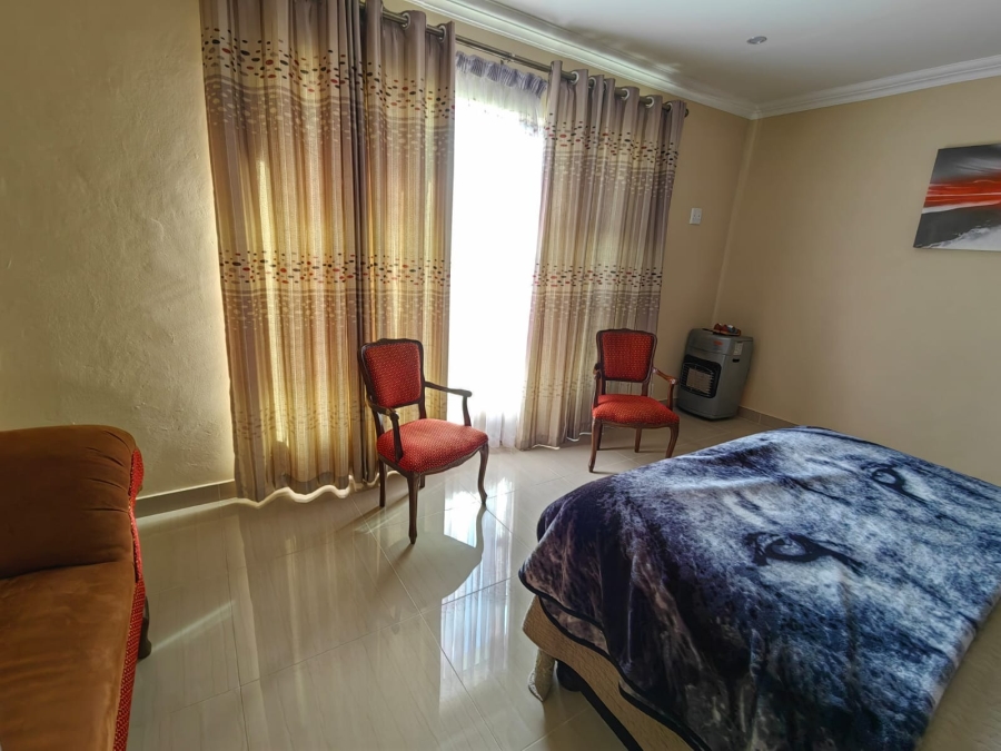 5 Bedroom Property for Sale in Pearly Beach Western Cape